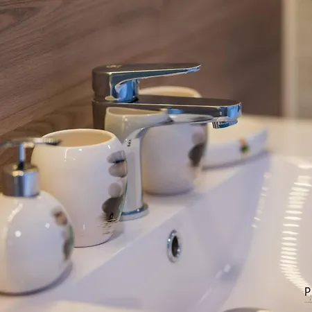 Ferienhaus Charming Two-bedroom Mobile Homes - Mobile With Sea View *