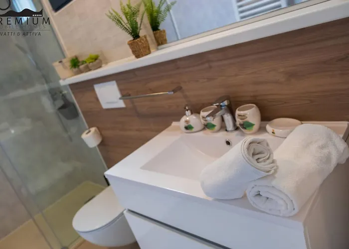 Charming Two-bedroom Mobile Homes - Mobile With Sea View Дом отдыха Драге